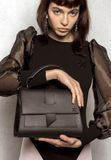 Черная женская кожаная сумка кросс-боди The Wings TW-Ester-black-ksr TW-Ester-black-ksr фото