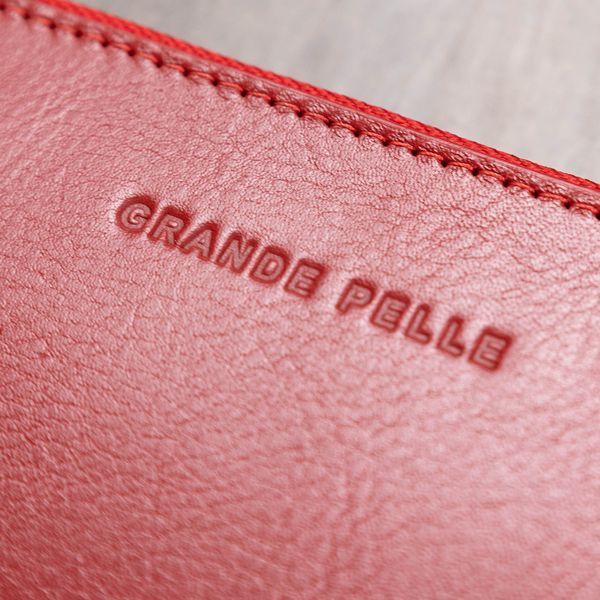 Кожаный кошелек-клатч красного цвета GRANDE PELLE SO-11563 SO-11563 фото