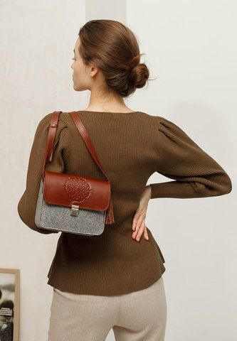 Жіноча фетрова сумка крос-боді BlankNote BN-BAG-3-felt-k BN-BAG-3-felt-k фото