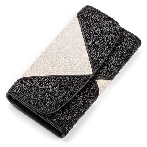 Чорний гаманець-клатч з натуральної шкіри STINGRAY LEATHER SO-18103 SO-18103 фото