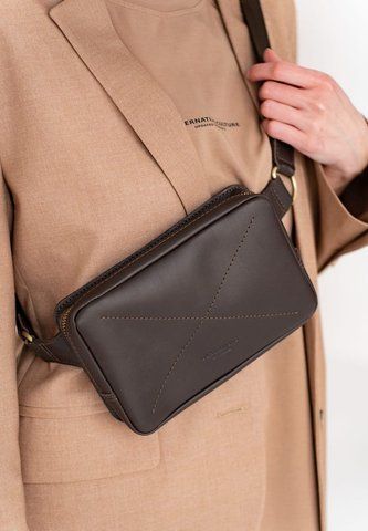 Коричневая женская кожаная поясная сумка BlankNote BN-BAG-6-choko BN-BAG-6-choko фото